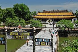 Vietnam's Coastal Luxury Cycling Tour 9 Days
